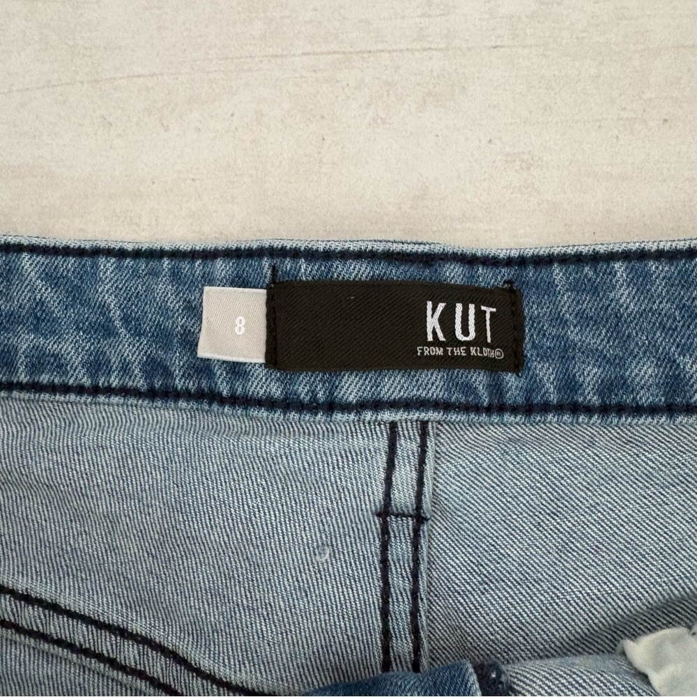 Kut from the Cloth Jane Long Denim Short, High Rise, Size 8 - Picture 7 of 7